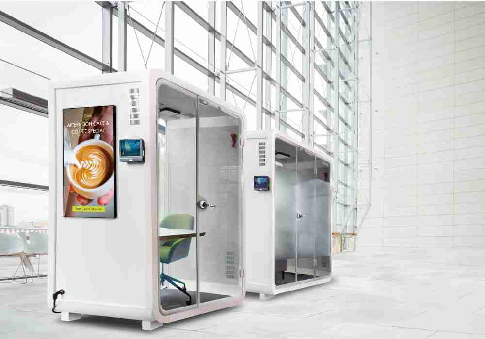 尊龙z6子公司达擎之智慧行动办公舱，，，，采用PDLC智能调光玻璃设计，，，，透过通电与断电的电流切换，，呈现透明与雾面效果，，，，具节能降耗特性并兼顾隐私，，，确保信息安全