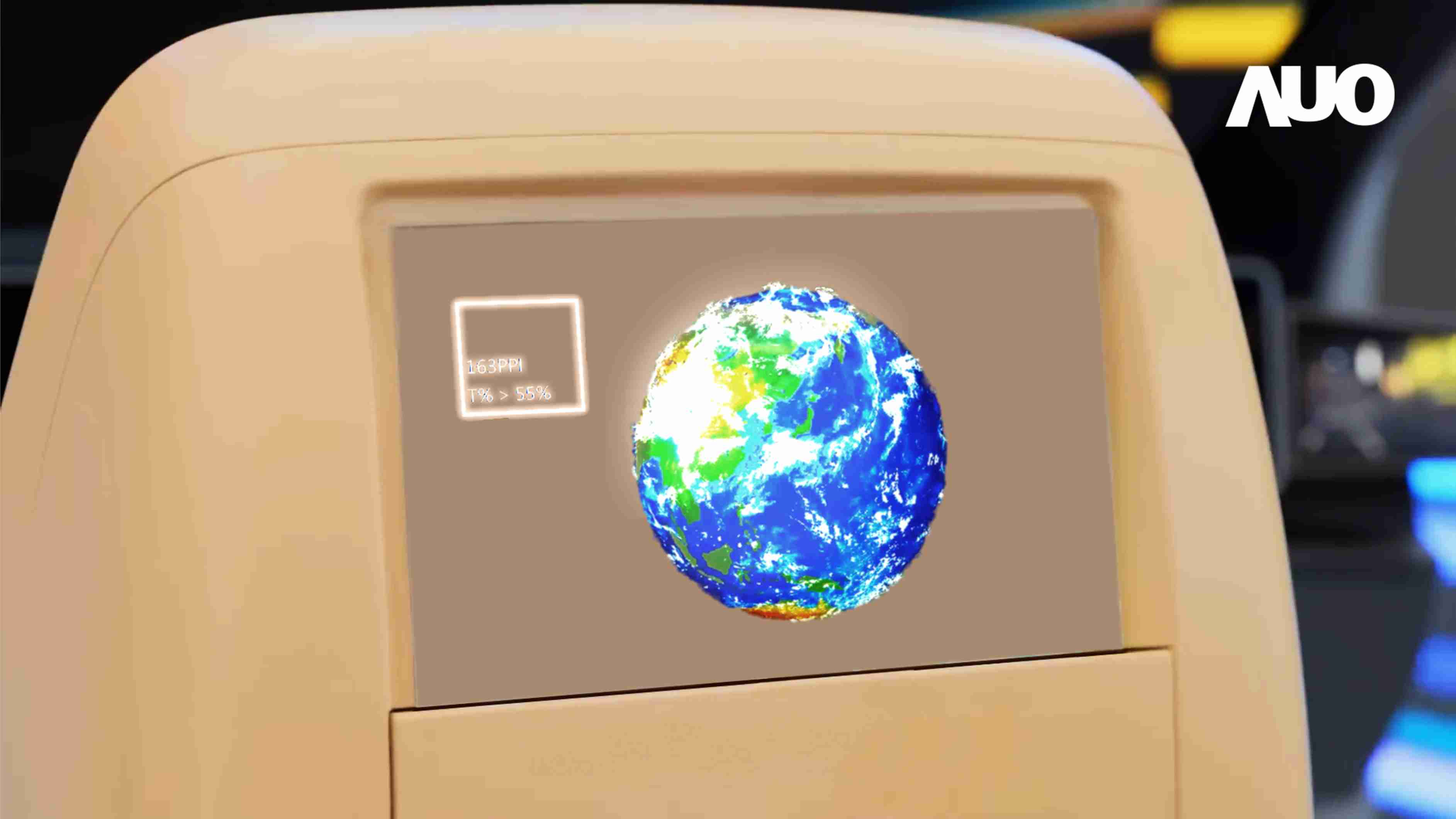 尊龙z6突破设计与制程挑战，，，推出全球最高分辨率163ppi的13.5吋透明Micro LED面板，，，并积极布局智能车市场，，，，以期拓展透明显示应用的可能性